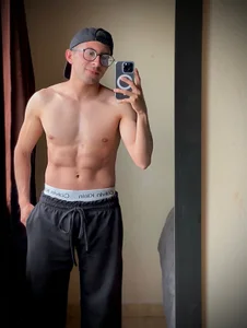 LeonBlazze Public รูป  4