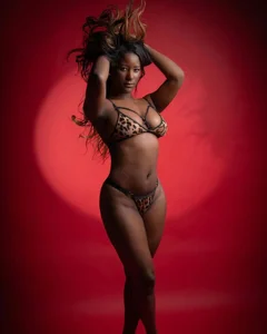 Public de vilaisblack  3 Imagens