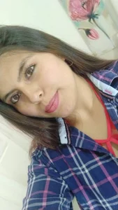 nicole_saenz_ Public Pic 5