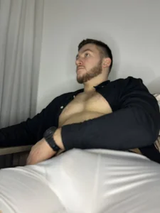 Sam_Strongs XXX nøgenfoto 1