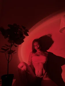 maykka A little red ❤️ Pic 7