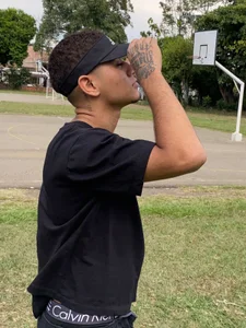 ApoloKiss_: Public ( 5 фото)