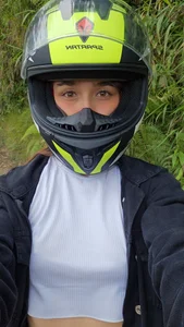Kore_Persephone 😍❤️😶‍🌫️Traveling the world with many dreams to fulfill, traveling on my motorcycle😶‍🌫️❤️😏 slika
