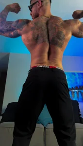 DimitriSullivan_ kullanıcısının 🤤💀 albümü -  2 fotoğraf