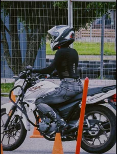 _HelenCarter: Moto ( 9 фото)