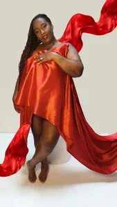 Kendra_Taylor_ Sexy red Pic 2