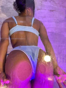 NicoleeJoness Refreshing my desires🚿🫧 Pic 7