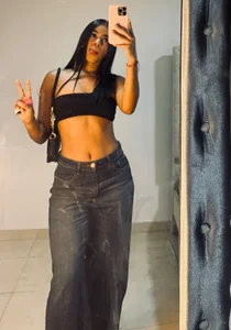 Naya_Mills_ Casual Girl 💋 Billede 3