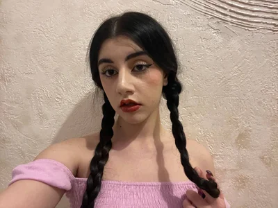 MelanieMooor 😏Hello im MIa😏 Pic 4