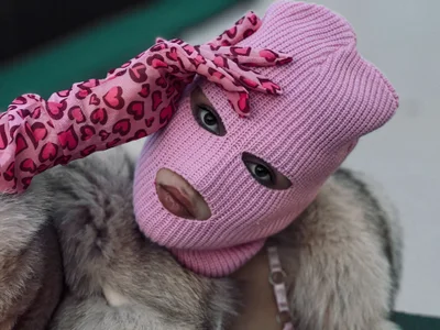 LolaLemona if they ask, say that you don’t know me🩷 Pic 3