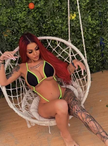 NaomyFlame SUMMER VIBEZ☀️🫯 slika 3