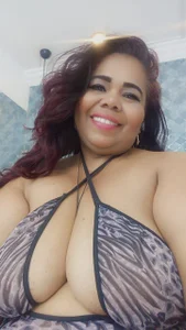 AshleyGrahams ABRIL Pic 4