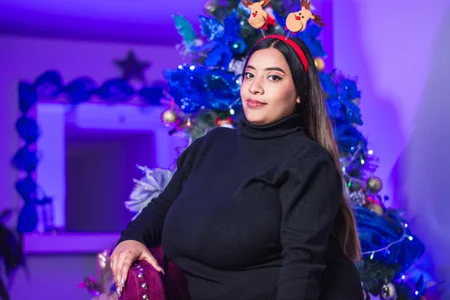 MollyBigBoobs12 I want to hear how you lose control with me Immagine  3