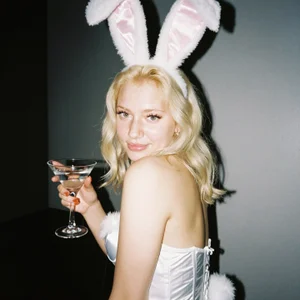 Kate_Krose Public  6টি ছবি