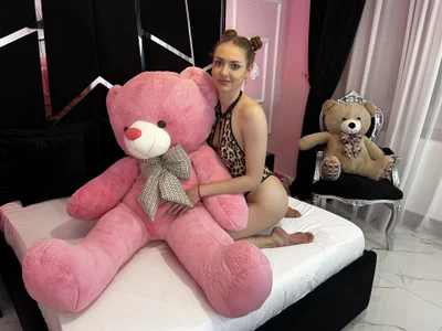 Abby__White 🧸Soft, cuddly, and just a little naughty🧸 Bilde 3