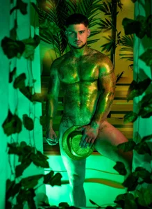 valenssio_moretti kullanıcısının ❤️‍🔥☘️ Your good luck elf ☘️❤️‍🔥 albümü -  5 fotoğraf