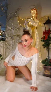 PeytonSweet Merry christmas Pic 8