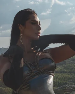 MeganFoxxi_ GIVE ME ALL TO ME Hình 2