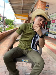 PaleVibes Hello how are you ? 🥴 Foto 8