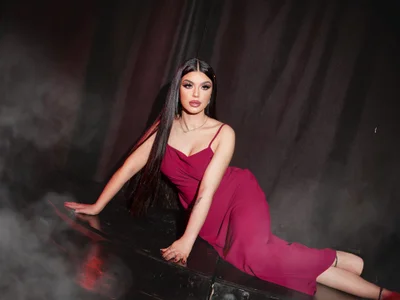 AlluringAriel Shine like star! Pic 8