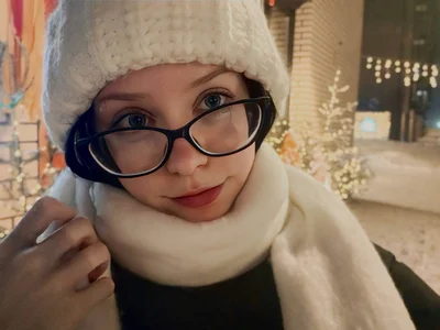 ElmiraShivley 🖤 Pic 2