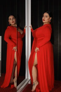 GeorgiaLerox ♥️Lady in red♥️ Billede