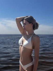 F_____ Public Foto