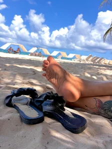 BriaConner_ kullanıcısının Vacation 🏖️🌊 albümü -  fotoğraf