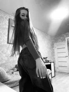 LadyJoyceX_1 Wandering Lips Pic