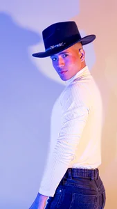 Sidney_Belle cowboy Pic 4