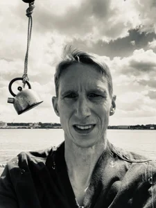 Public od ElMerge  snímek