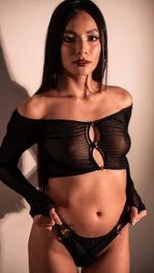 ZoeMyers pleasure🔥 Pic 3