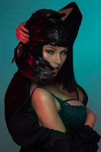 NiamhSatie portraits Poză 3