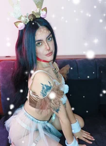 Merry Christmas from this sexy reindeer 🎄🎁🦌 od Mazikeen--  7 snímek