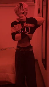 Aronn_44 Public Poză 2