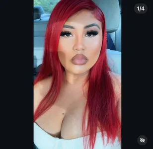 Naughtynessaa Public  4. fénykép