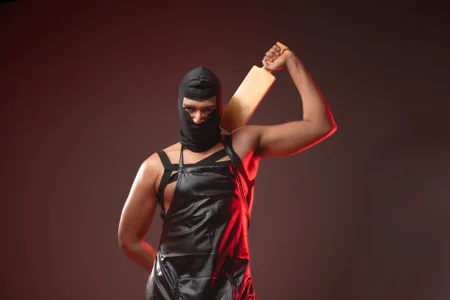 JacobDravenのMasked and Redの 5枚の写真