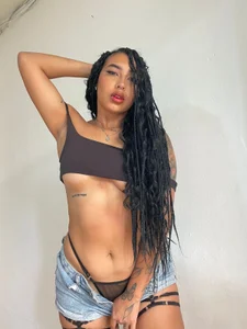 melanieecox Naughty pics 🥰 Pic 5