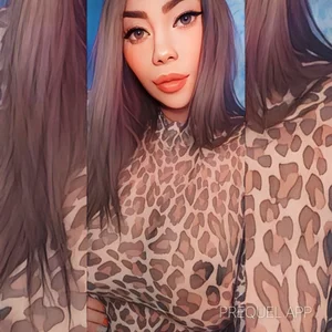 NicolePasqualottのNikki in Cartoonの 3枚  の写真