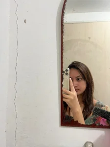 LanySylvia Public Pic 4