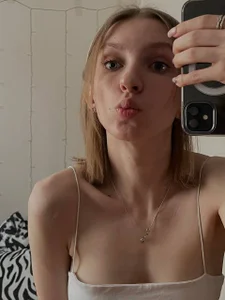 Foto sexual de CloverBurrington my soft photo 7