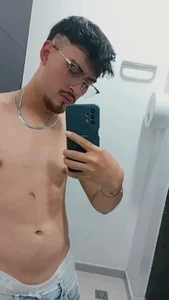 Aiden_Gray Shower time ♥ Fotka 2