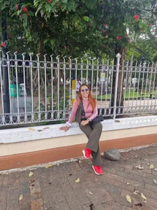 SussanMilf_: A walk ( 5 фото)