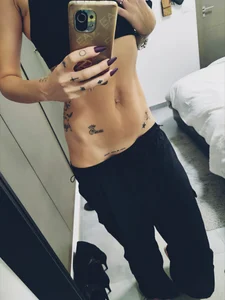 Zdjęcia UK_Tall_Barbie_Slut Public:  9