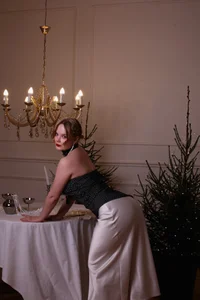 Essie_Fanning happy new year ♥ Pic 2