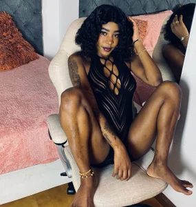 Shantal-Exotic Hey im back 🥵 Pic 3