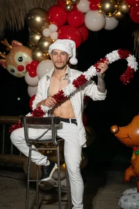 french_sexx Merry Christmas, remember that I love you Pic 3