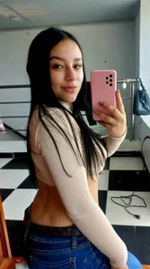 EmilyRoy77 Public 사진