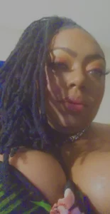 StallionMilf Sassy Lady Pic 3