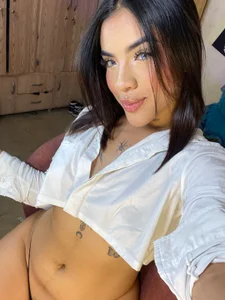 Maryybellax HEY Pic 2